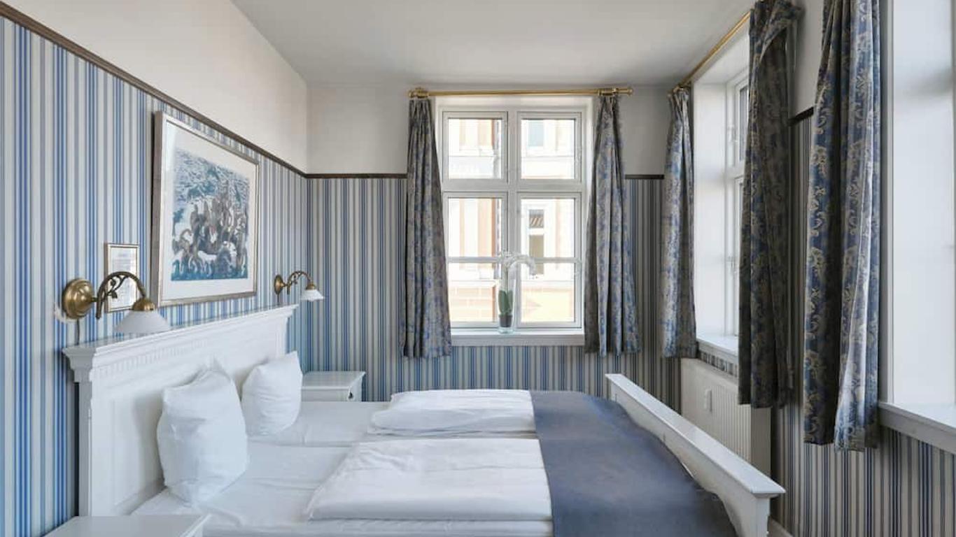 Hotel Aeroe