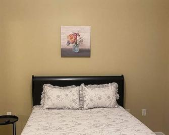 Modern condo at Atlantic station - Atlanta - Bedroom