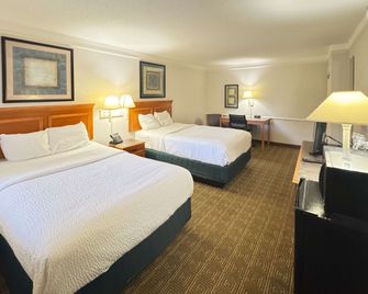 Rodeway Inn - College Station - Bedroom