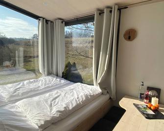 Tinyhouse in the middle of nature! Perfect for a spontaneous break! - Bad Endbach - Bedroom