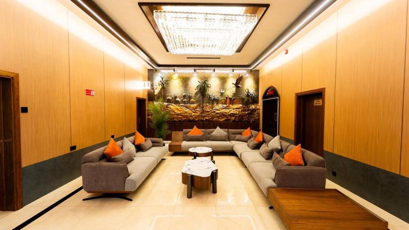 Grand Astoria Hotel