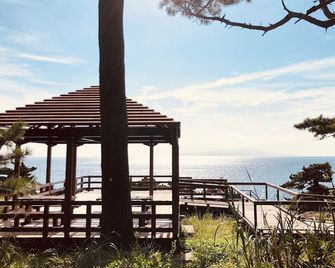 Cozy Villa wHot springs and Nature Terrace BBQ / Ito Shizuoka - Itō - Balcony