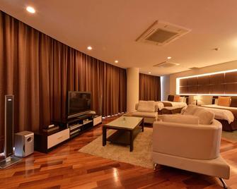 Villa Terrace Omura - Ōmura - Lounge
