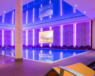 Ifa Alpenrose Hotel Kleinwalsertal - Mittelberg - Bazén