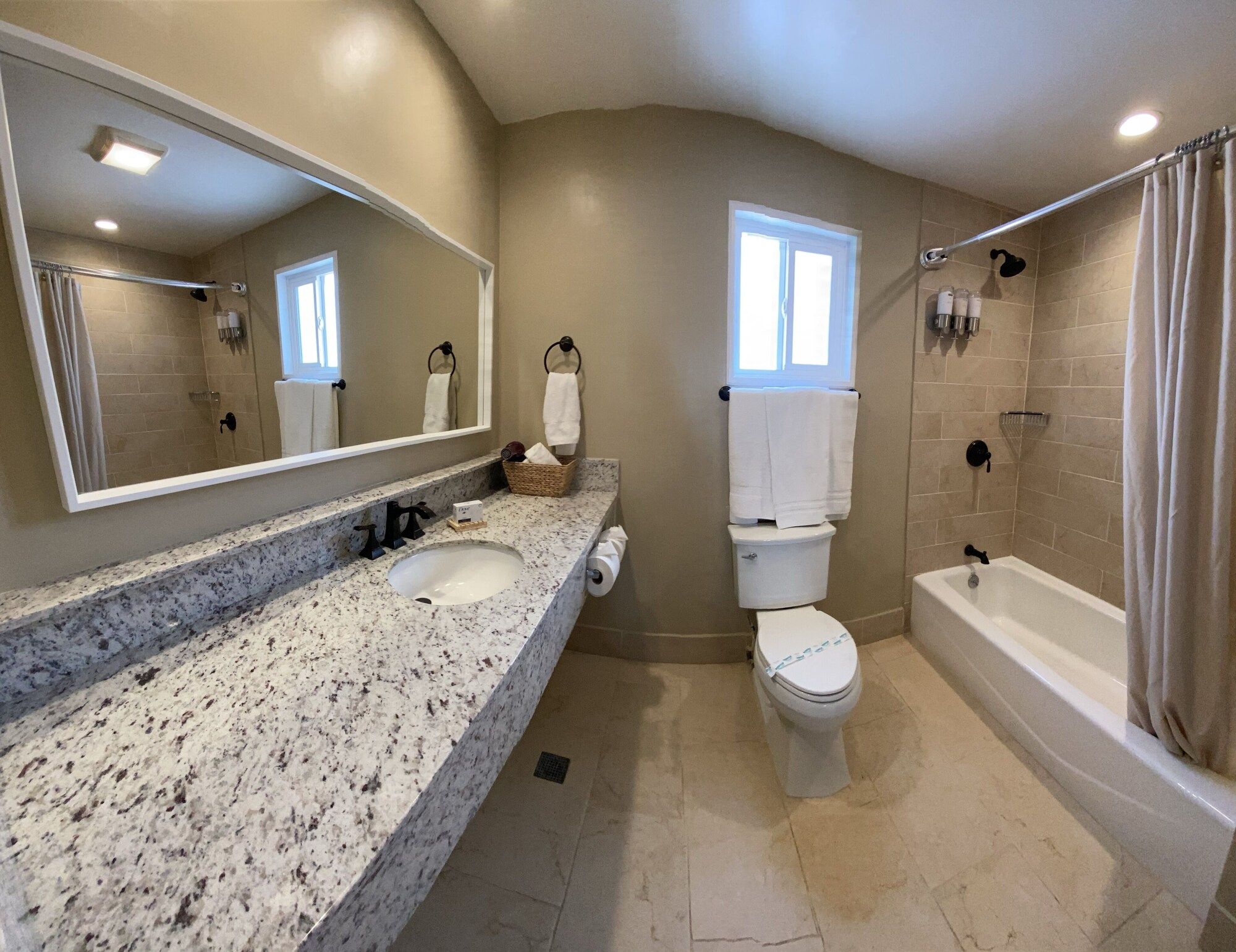 Quinta Pacifica Beachfront Villas - Rosarito - Bathroom