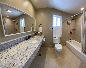 Quinta Pacifica Beachfront Villas - Rosarito - Bathroom