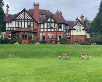 OYO Dunmar House Hotel - Alloa - Edificio