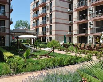 Hotel Tarsis Club and Aquapark - Sunny Beach