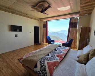 Hill View Retreat - Chakrāta - Bedroom