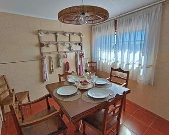 Aunt Rita's House - Pampilhosa da Serra - Comedor