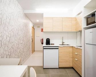 Dobo Madrid Anr2 - Madrid - Kitchen