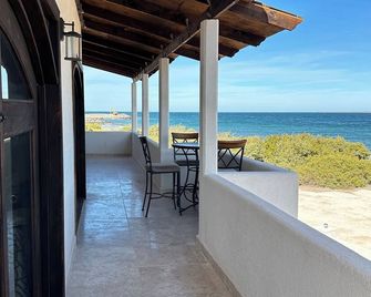 New Offgrid home in beautiful Conception Bay - Mulegé - Balcón