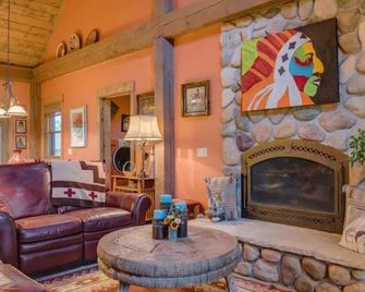 Azevedo Ranch - Main Ranch House - Panguitch - Pokój dzienny