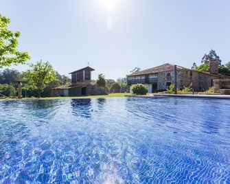 Casa da Ponte de Penas - Melide - Pool