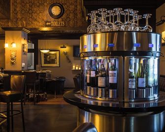 Plaza Madeleine & Spa - סרלה לה-קאנדה - בר