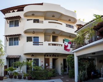 Canto del Mar Hotel - Zihuatanejo - Suites con Cocina - Zihuatanejo - Edificio