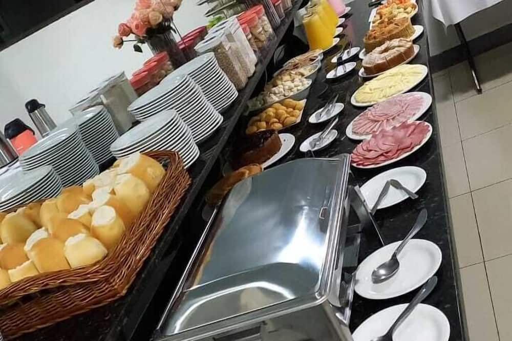 Turis Hotel - Dourados - Buffet