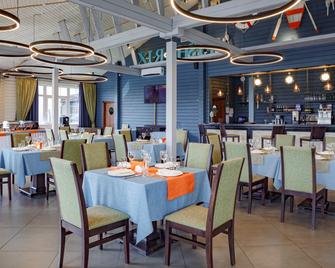 Fisherix Country Club - Kolotilovo - Restaurante