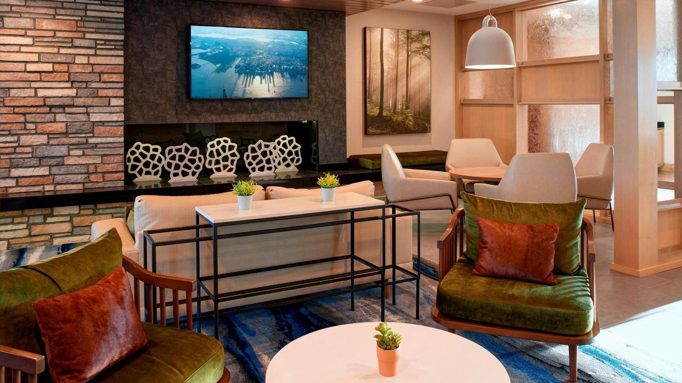 Fairfield Inn & Suites by Marriott Columbus, IN