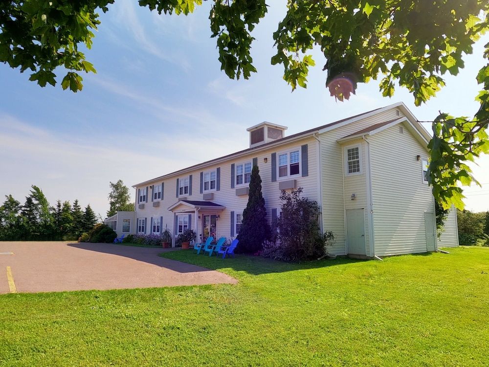 Sherwood Inn and Motel Charlottetown thumbnail 3