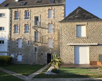 Modern T2, 300 m from the beach, free private parking - Bénodet - Building