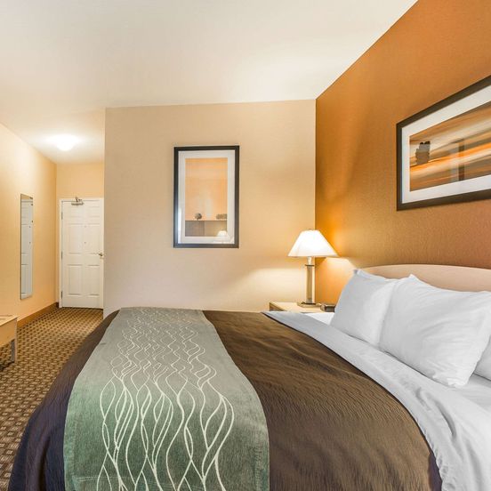 Quality Inn and Suites Loveland image 1
