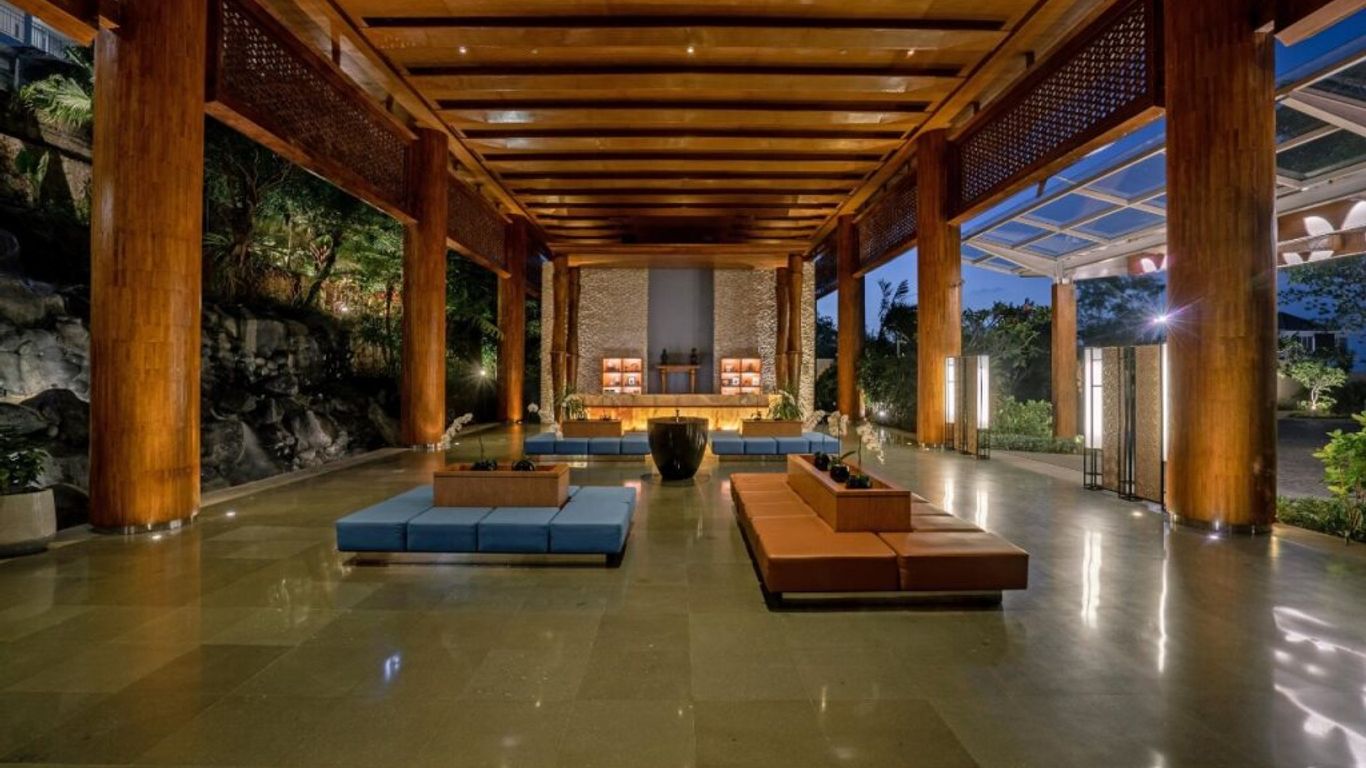 فور بوينتس من شيراتون بالي، أونجاسان