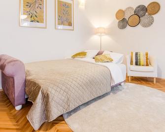 Apartment Vandora - Idrija - Habitación