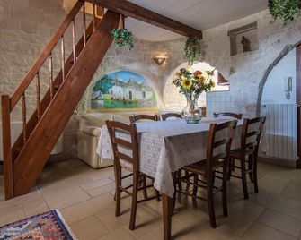Resort Trulli San Leonardo - Alberobello - Comedor