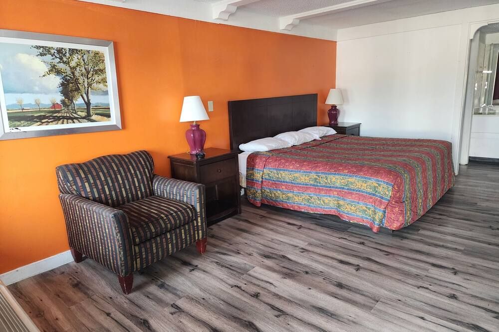 Travelodge by Wyndham Elkton University Area