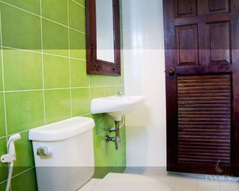 Ivory Phi Phi Island - Ko Phi Phi - Baño