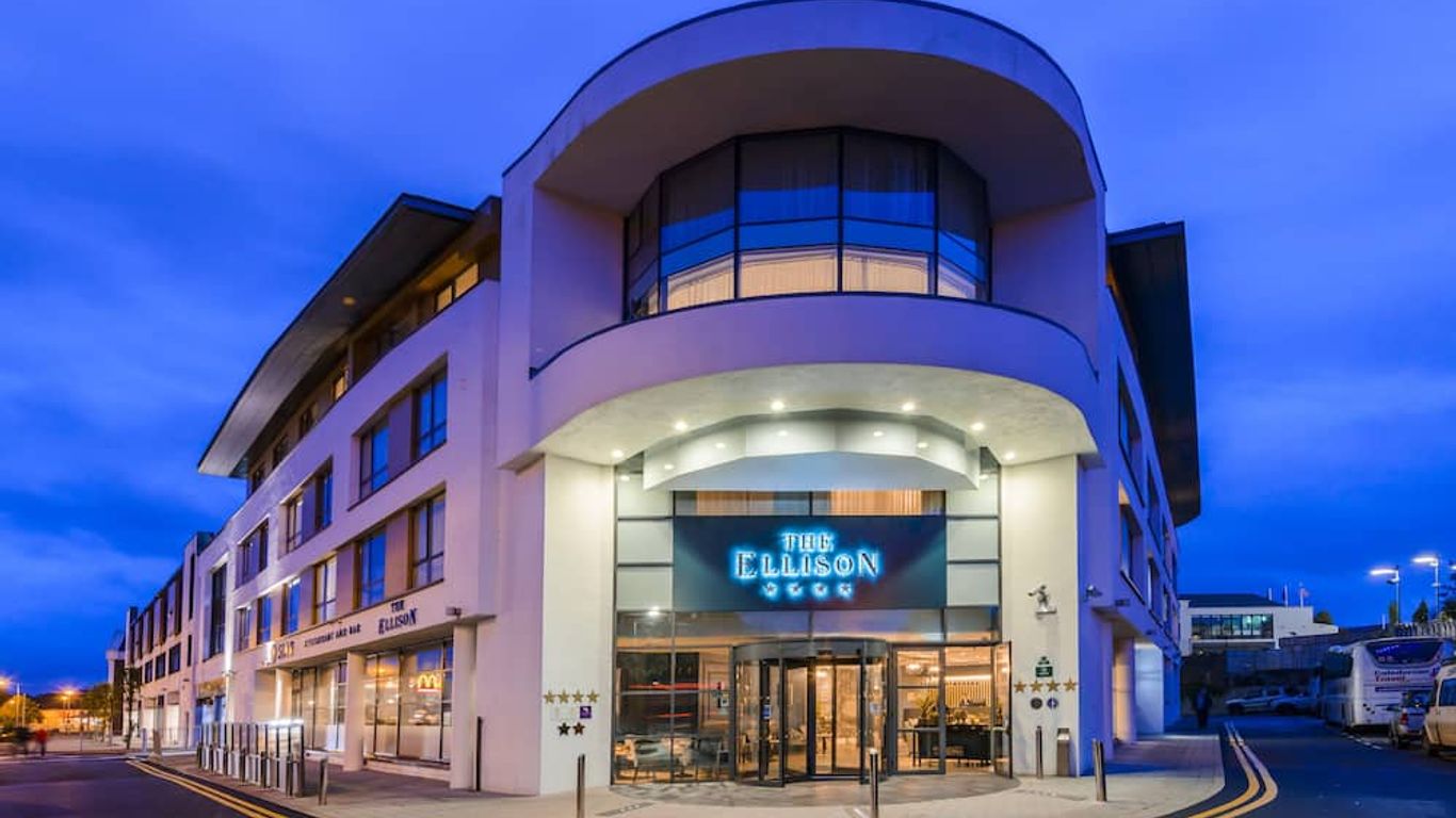 โรงแรมเอลลิสัน