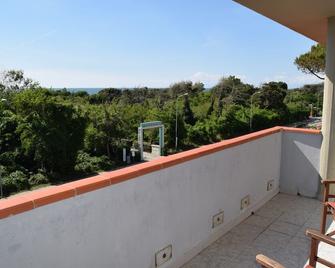 Orchidea Marina - Tirrenia - Balcon