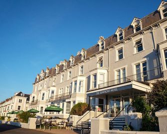 The Seafront Hotel by Compass Hospitality - Llandudno - Rakennus