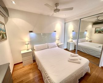 Far Home Gran Vía - Madrid - Habitación