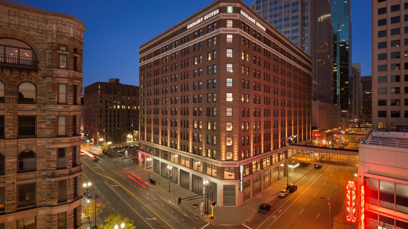 Embassy Suites by Hilton Minneapolis Downtown