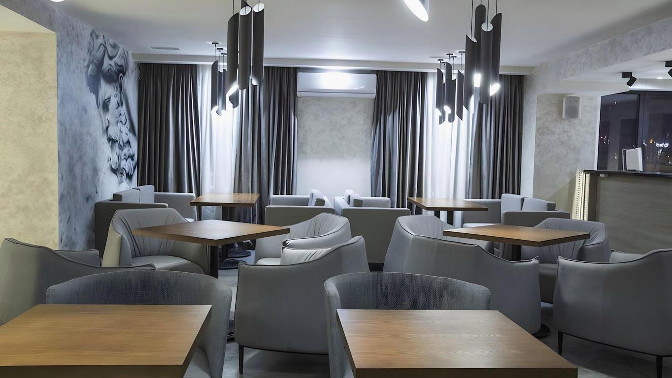 Renion Park Hotel