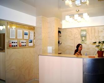 Irkutsk Hostel on Baykalskaya - אירקוטסק - דלפק קבלה