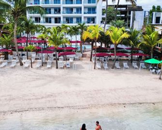 Boca Beach Residence Hotel - Boca Chica - Beach