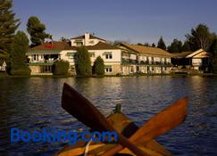 Gauthier's Saranac Lake Inn - Saranac Lake - Gebouw