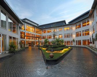 Welcomhotel By Itc Hotels, Shimla - Shimla - Building