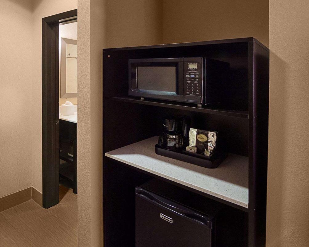 Comfort Suites Houston West At Clay Road 74 1 1 8 Houston