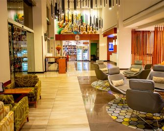 Hilton Garden Inn Nairobi Airport - נאירובי - לובי