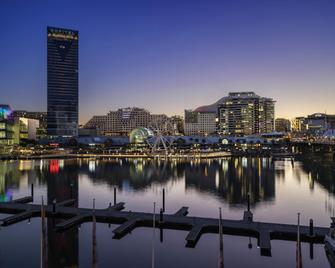 Ibis Sydney Darling Harbour - Sydney - Building