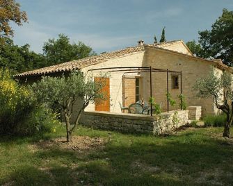 Charming stone house in the heart of Luberon, Provence - Bonnieux - Gebäude