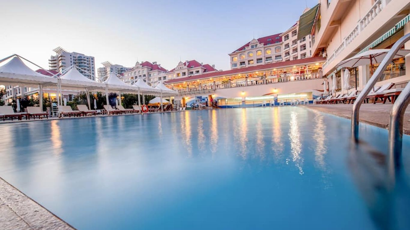 Qingdao Seaview Garden Hotel