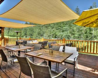 Walking Distance To The Lake! Enjoy A Slice Of Tahoe And Kings Beach Beauty!!! - Tahoe Vista - Balcony