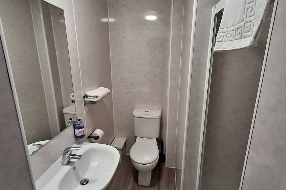 Stockwood Hotel - Luton Airport - Luton