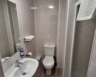 Stockwood Hotel - Luton Airport - Luton