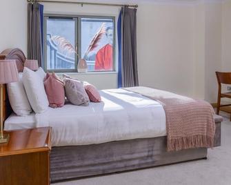 Park Place Apartments - Killarney - Bedroom